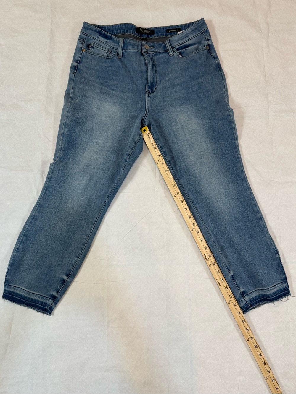 Judy Blue THERMAdenim High Waist Undone Hem Boyfriend Jeans 13/31 Style 88208